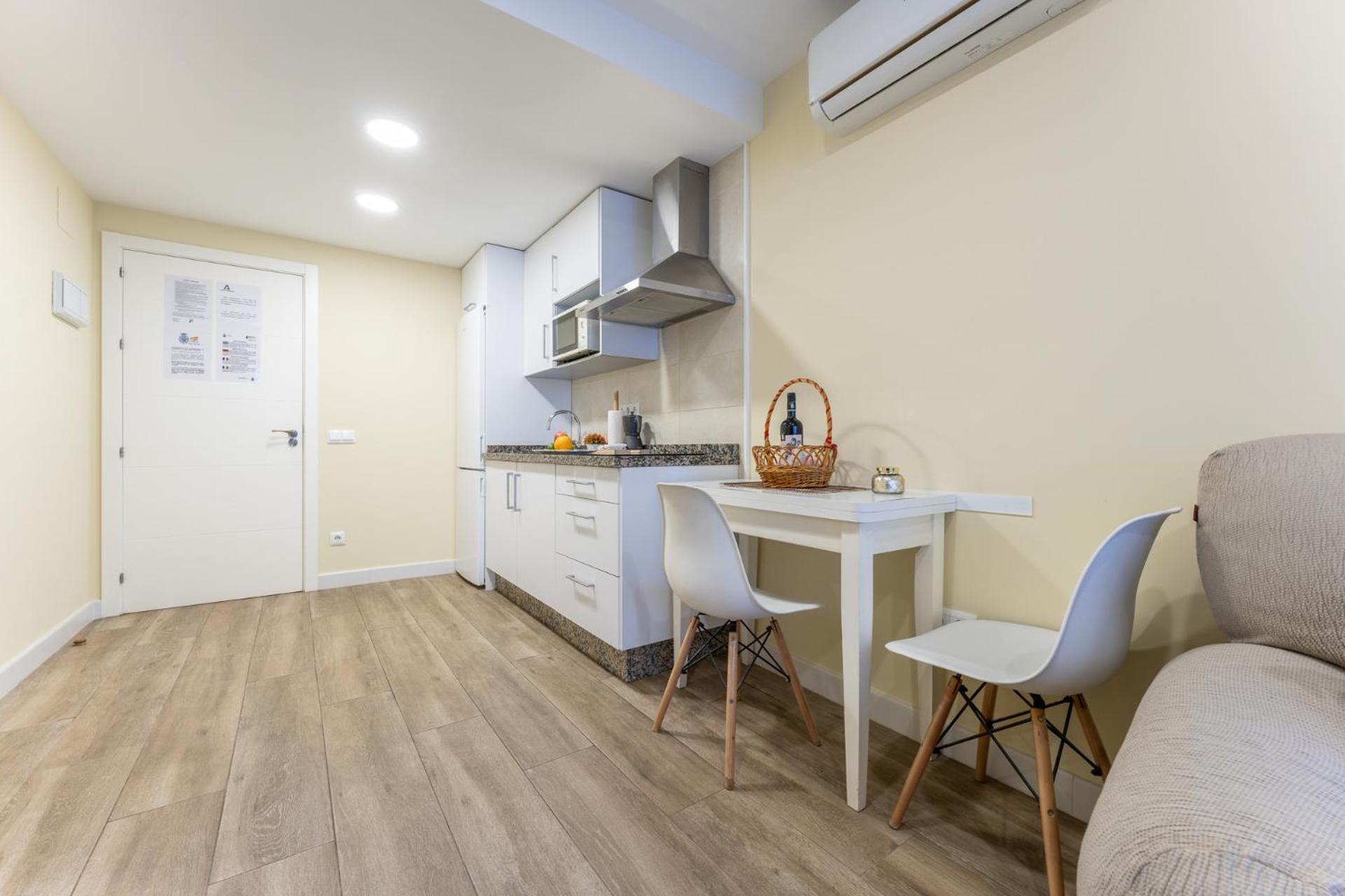 Malagasuite Bermeja City Экстерьер фото